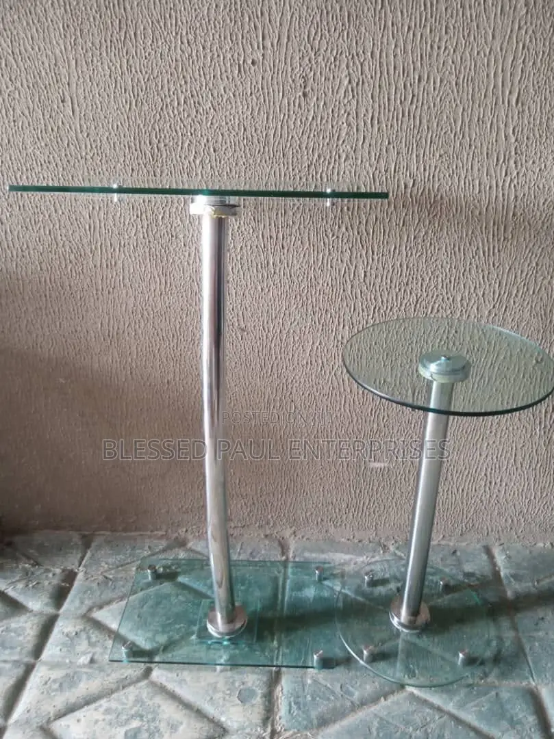 Glass Single Pole Pulpit