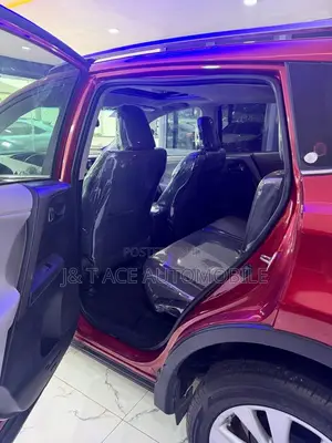 Toyota RAV4 2014 Red