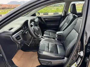 Toyota Corolla LE Premium 4dr Sedan (1.8L 4cyl CVT) 2016 Gray