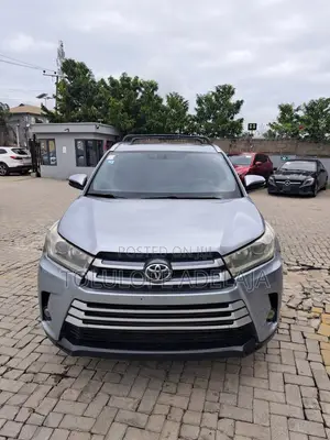 Toyota Highlander Limited 4dr SUV AWD (3.5L 6cyl 6A) 2015 Silver
