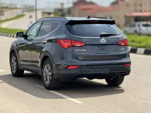 Hyundai Santa Fe Limited 4dr SUV AWD (3.3L 6cyl 6A) 2015 Gray