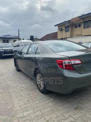 Toyota Camry 2014 Gray