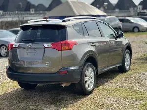 Toyota RAV4 LE 4dr SUV AWD (2.5L 4cyl 6A) 2015 Gray