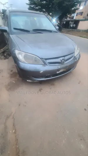 Honda Civic 2005 Gray