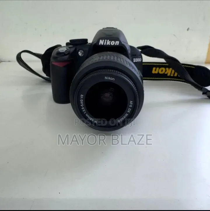 Nikon D3100 Camera