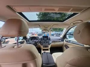 Mercedes-Benz GLE-Class 2016 White