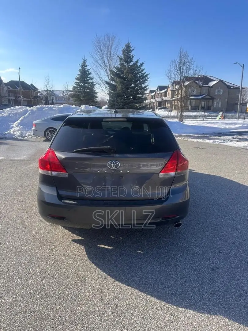 Toyota Venza 2010 Black