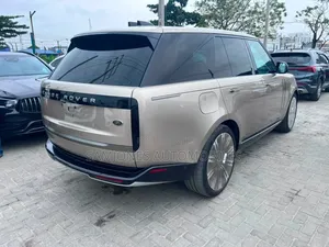 Land Rover Range Rover Vogue 2023 Brown