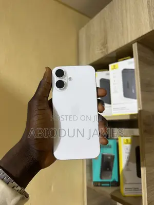 Apple iPhone 16 256 GB White