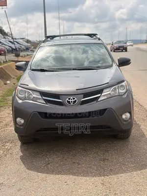 Toyota RAV4 LE AWD (2.5L 4cyl 6A) 2016 Gray