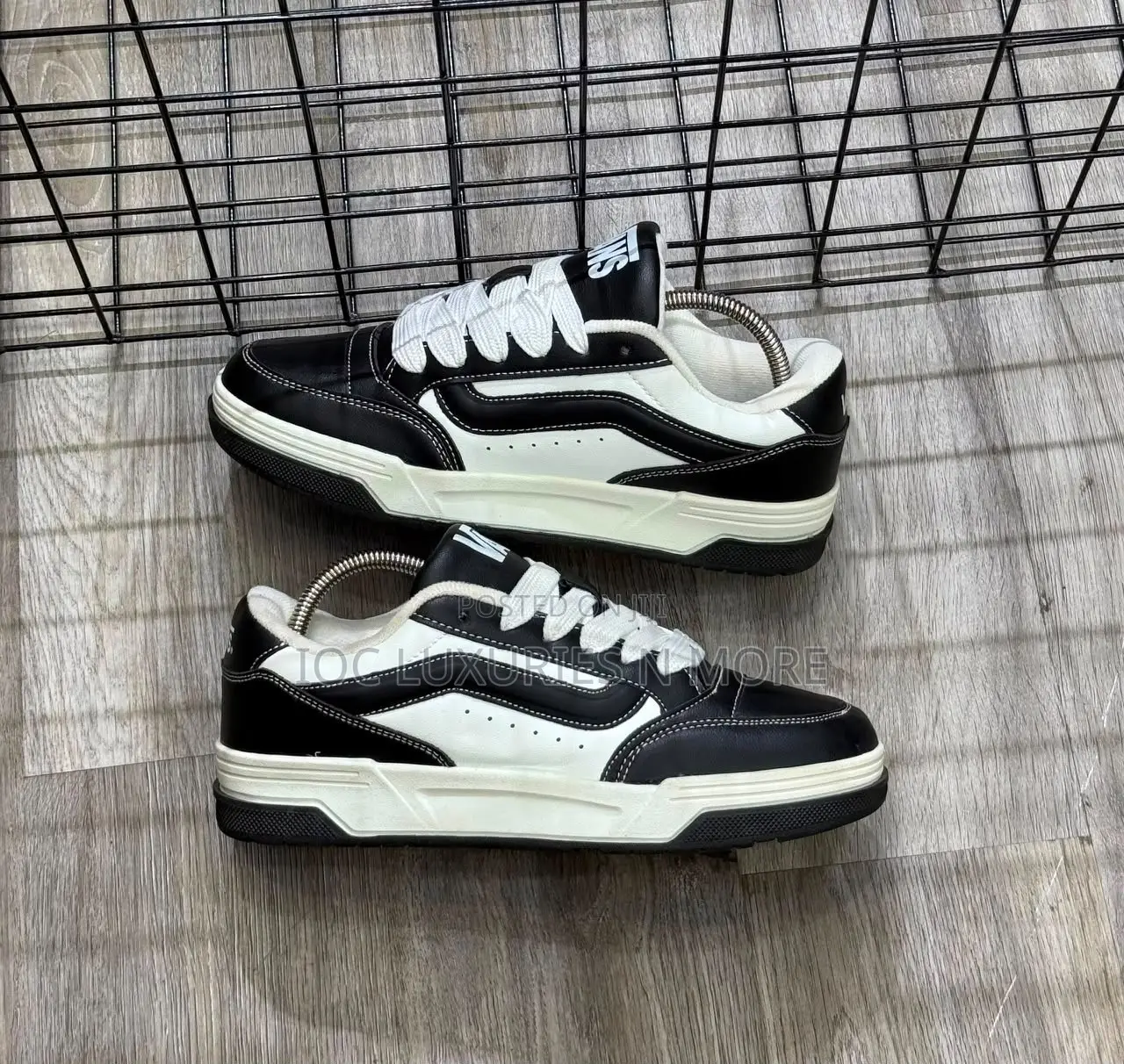 Vans Sneakers