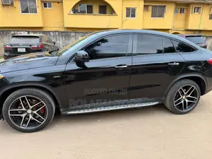 Mercedes-Benz GLE-Class 2017 Black
