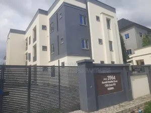 2bdrm Block of Flats in F01 Main Estate for sale