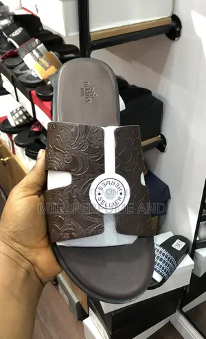 Hermes Co-Operate Slide