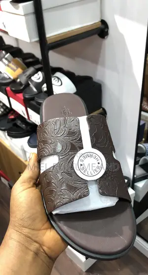 Hermes Co-Operate Slide