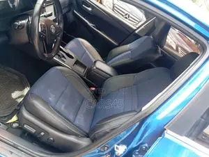 Toyota Camry 2016 Blue