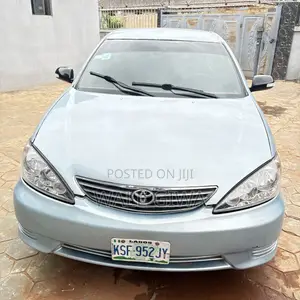 Toyota Camry LE 4dr Sedan (2.4L 4cyl 5M) 2003 Blue