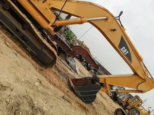 325L Excavator