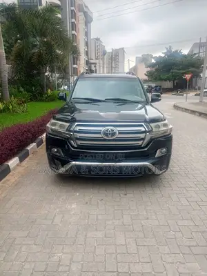 Toyota Land Cruiser 2000 Black