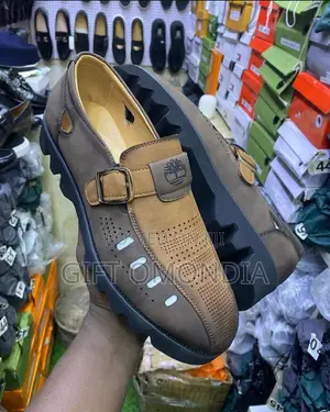 Men’s Shoe