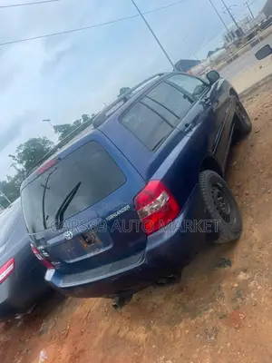Toyota Highlander V6 2005 Blue