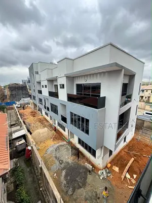 4bdrm Townhouse/Terrace in Lagos State for sale