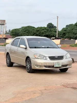 Toyota Corolla 2005 Gold