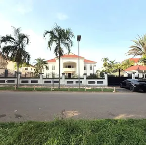 5bdrm Duplex in Apo  Legisletive for sale