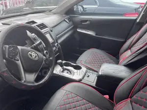 Toyota Camry SE 4dr Sedan (2.5L 4cyl 6A) 2012 Black