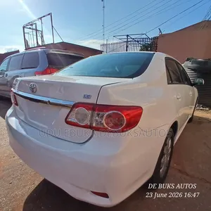 Toyota Corolla 2011 White