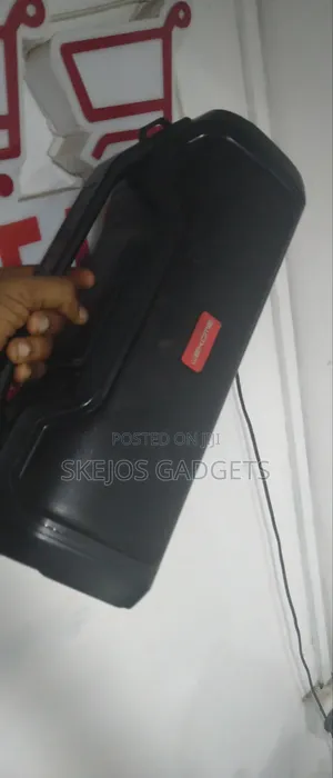 Welcome Amplified D28 Bluetooth Speaker