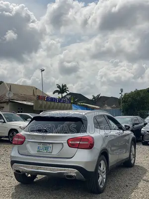 Mercedes-Benz GLA 250 2016 Silver