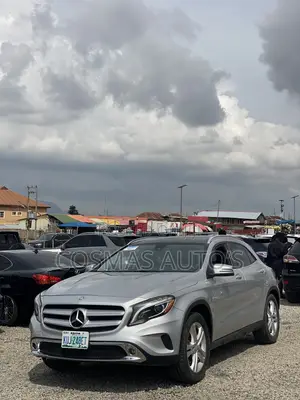 Mercedes-Benz GLA 250 2016 Silver