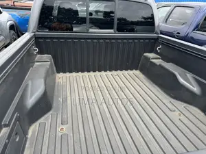 Toyota Tacoma 4dr Double Cab 2016 Gray