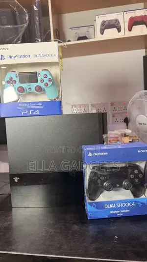 Uk Used Ps4 Fat With 10 Games of Your Choice and 2 Pads
