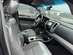 Toyota Tacoma 2014 Gray