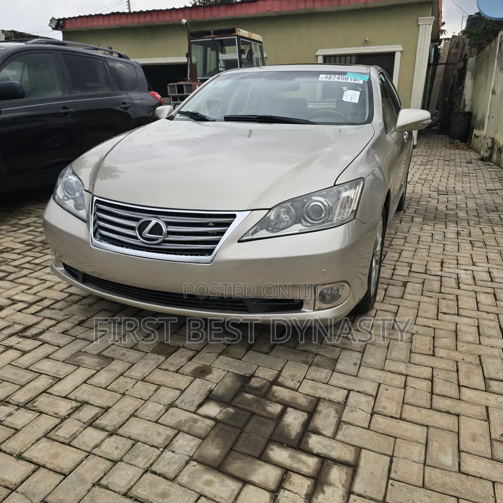 Lexus ES 350 2011 Gold