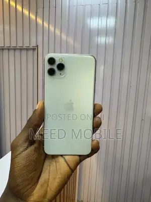 Apple iPhone 11 Pro Max 64 GB White