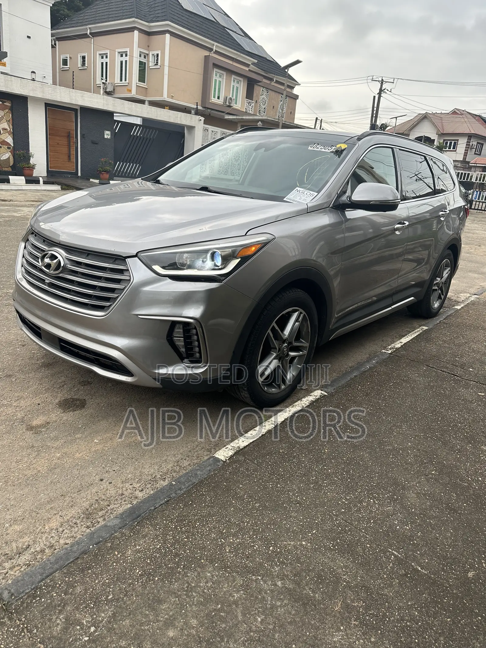Hyundai Santa Fe Limited Ultimate FWD 2017 Gray