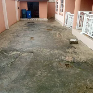 Compound Cleaning Decluttering in Portharcourt