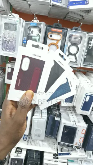 Galaxy Z Fold8 Carbon Standing Case
