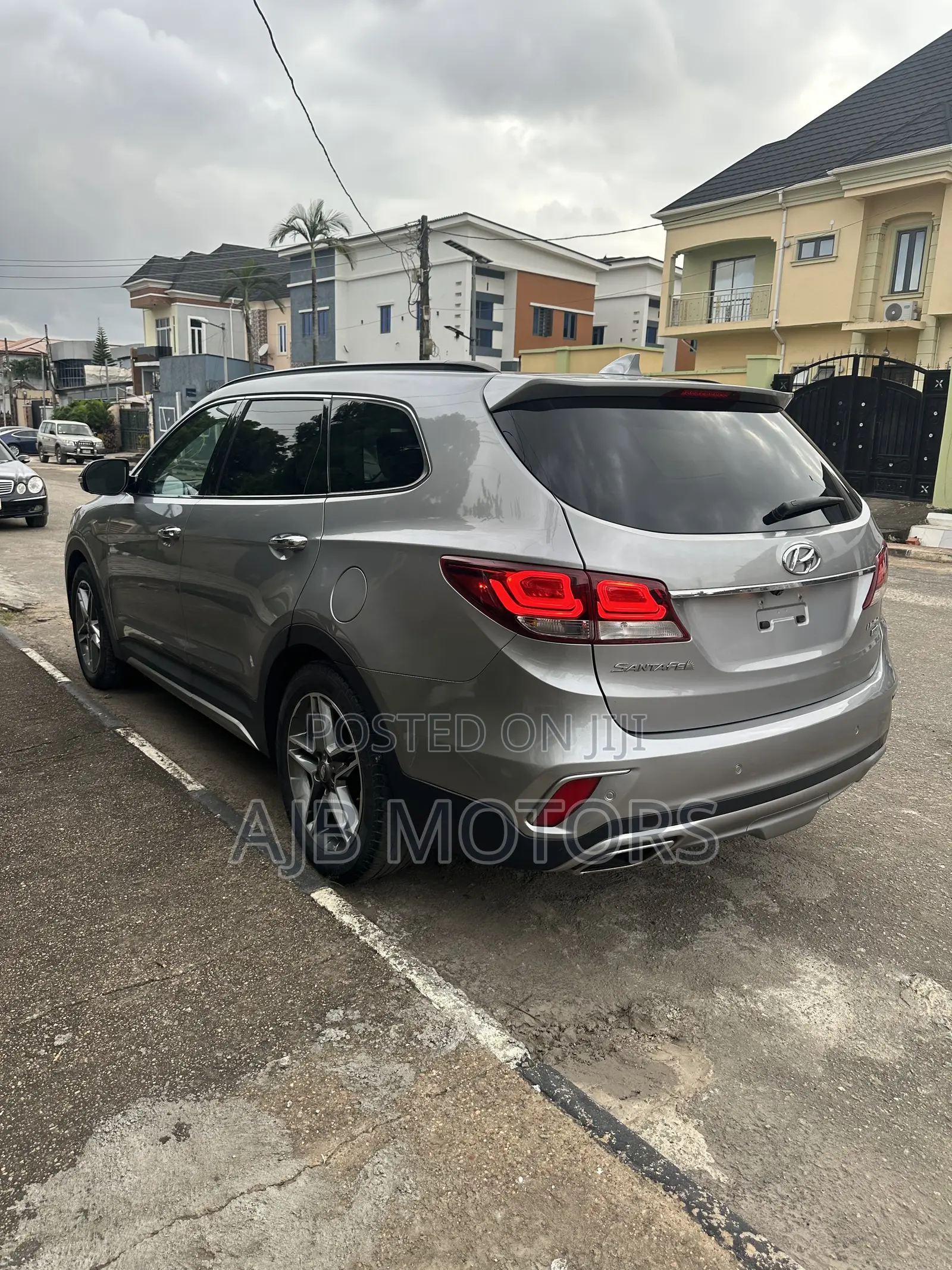 Hyundai Santa Fe Limited Ultimate FWD 2017 Gray