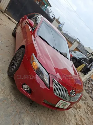 Toyota Camry LE 4dr Sedan (2.5L 4cyl 6AM) 2010 Red