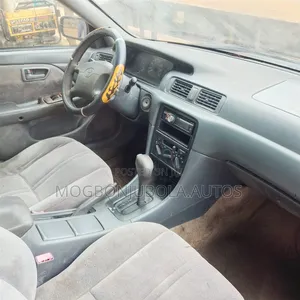 Toyota Camry 2000 Black