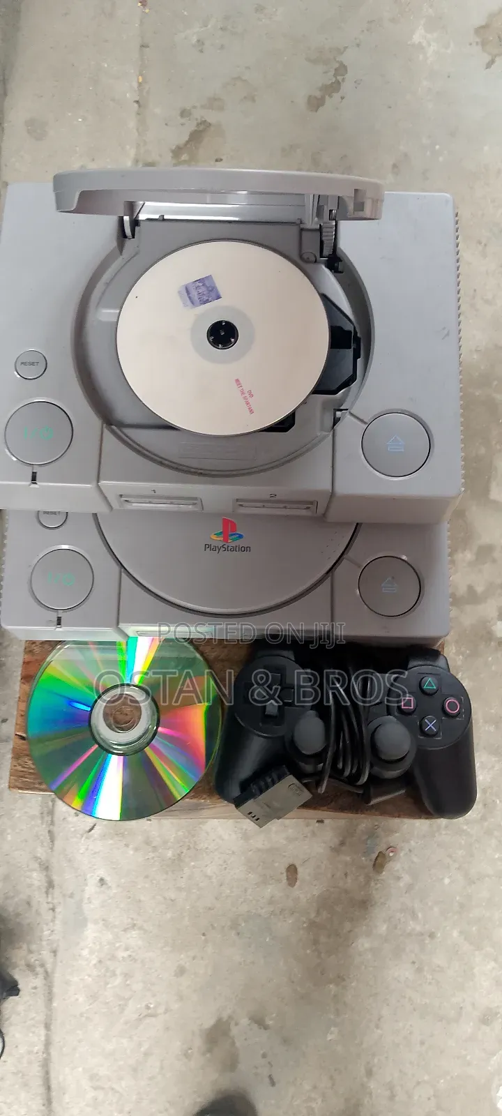 PlayStations1+2 CD's Every Accessories