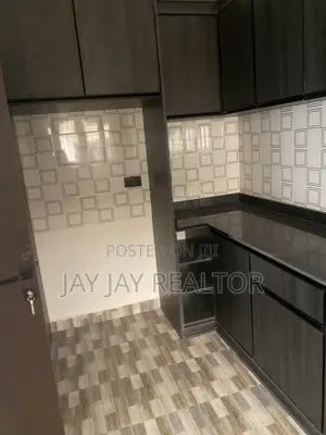 2bdrm Block of Flats in Gaduwa for sale