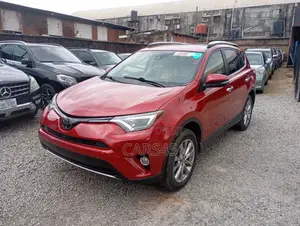 Toyota RAV4 2016 Red