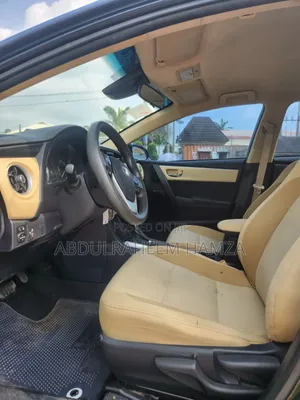 Toyota Corolla 2017 Black