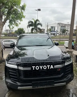 Toyota Land Cruiser 2023 Black