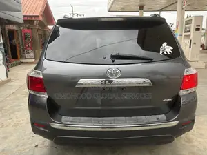 Toyota Highlander 2013 Black